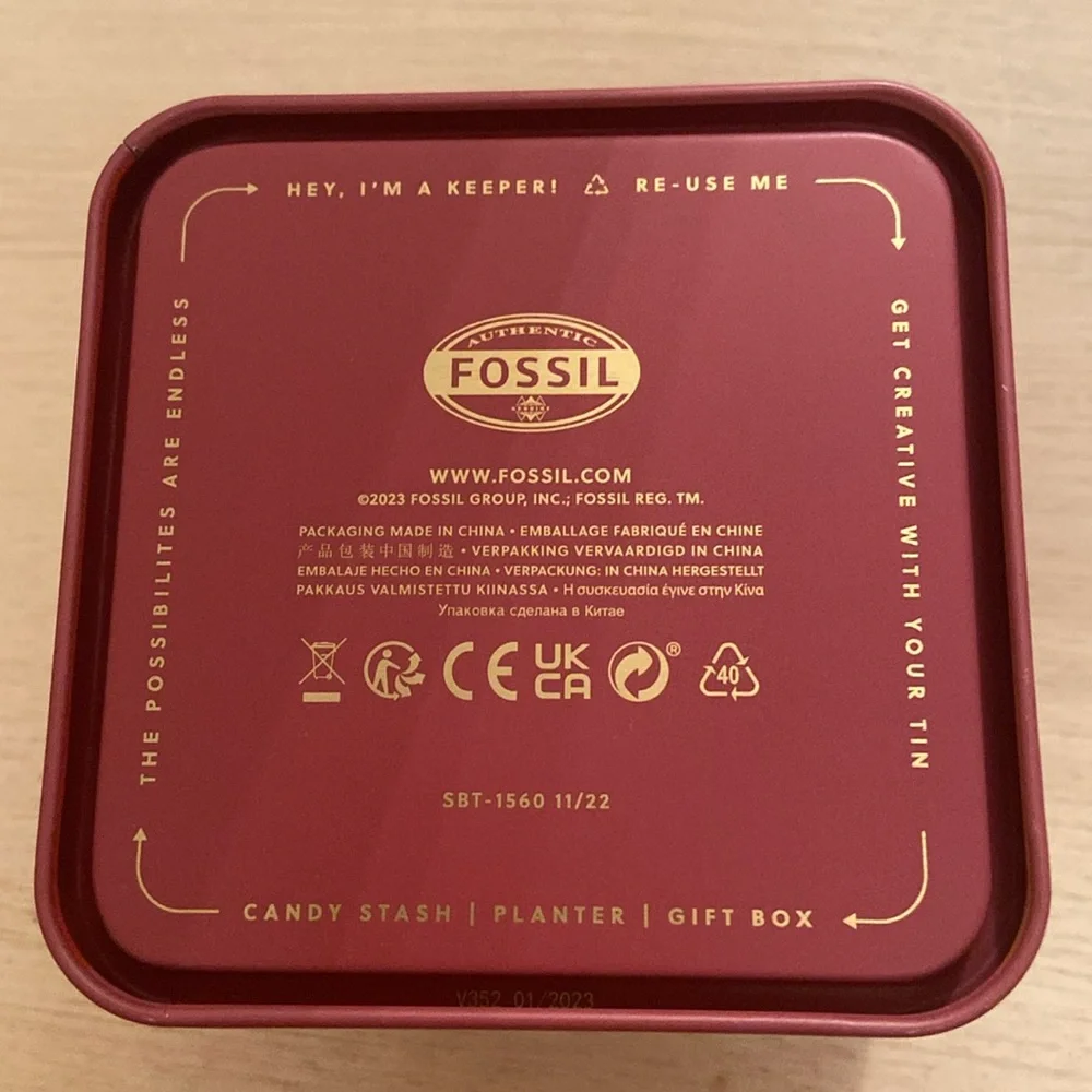 Fossil Tin Gift Box